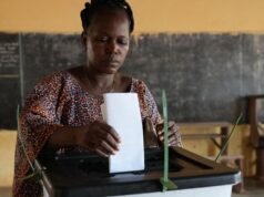 Au Togo les électeurs se rendent aux urnes pour choisir leurs conseillers municipaux. Un scrutin local dans un climat politique tendu. Au Togo les électeurs se rendent aux urnes pour choisir leurs conseillers municipaux. Un scrutin local dans un climat politique tendu.