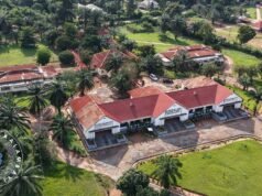 Kasaï Oriental : le Gouverneur ai ordonne la démolition des constructions anarchiques à Mintembela CLINIQUE MIBA Ph illustration Kale Kalamabayi