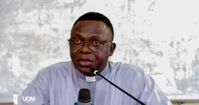 ABBE PROF CIBAKA RECTEUR UOM