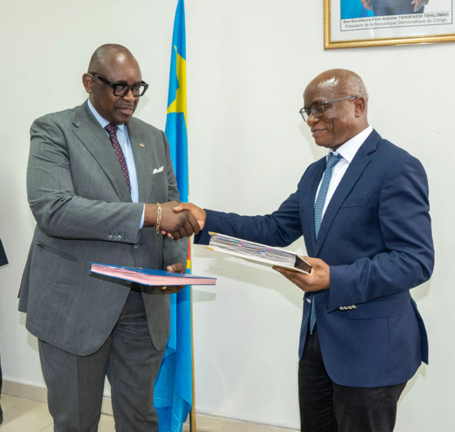 Remise et reprise aux PME Justin Kalumba Mwana Ngongo
