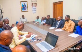 Kasaï Oriental : le Gouverneur préside la rencontre de réhabilitation des trois administrateurs de territoire